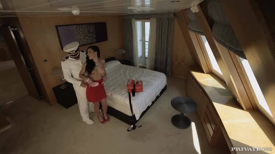 Honey Demon screws the captain of the boat