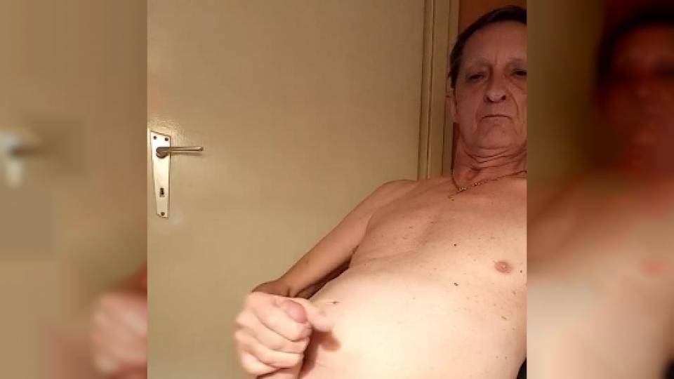 The old guy knocks his dick on the keyboard and gets filmed
