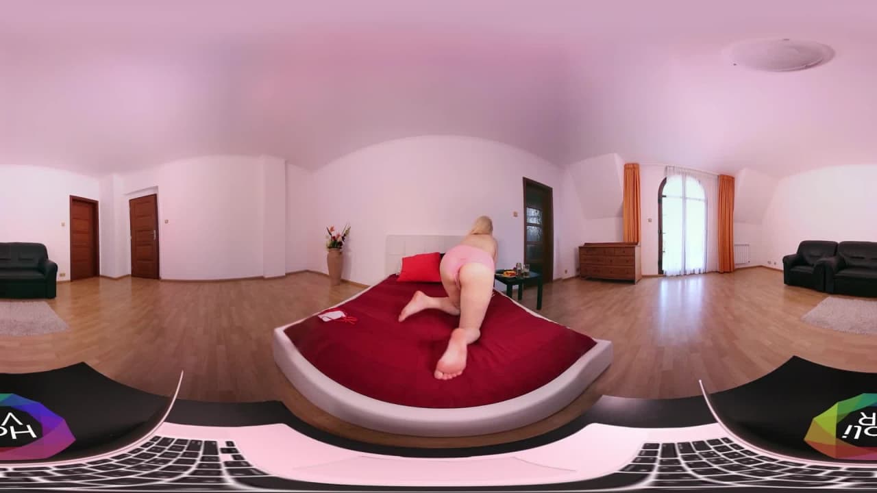 Welcome in to Angel Wicky's virtual reality!