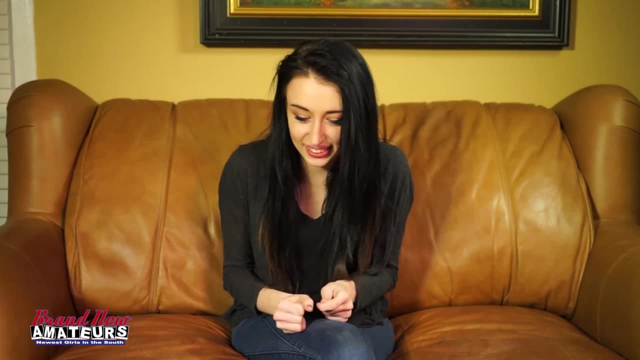 Olyssia gives us a good porn casting