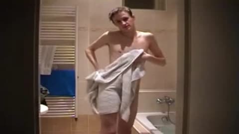 When a twink masturbate himself !