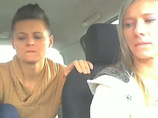 Candygirls4u outdoor pussy view in webcam show