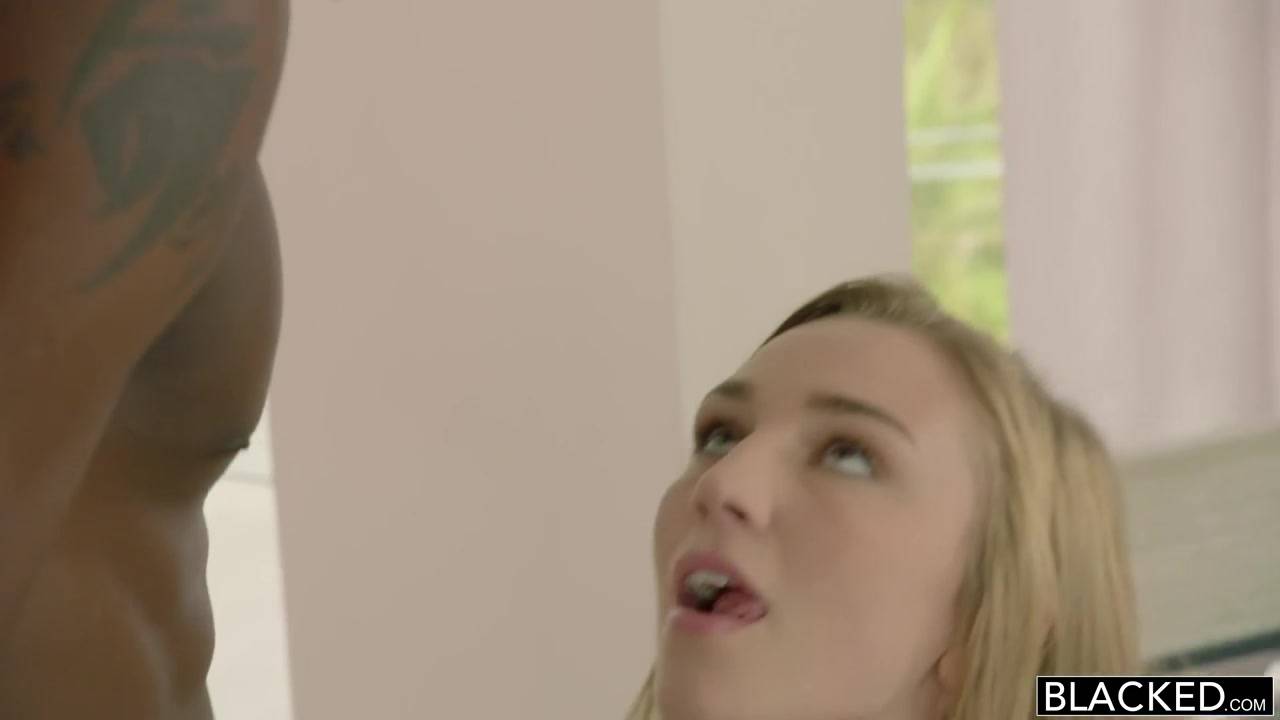 Kendra Sunderland still has a tight pussy